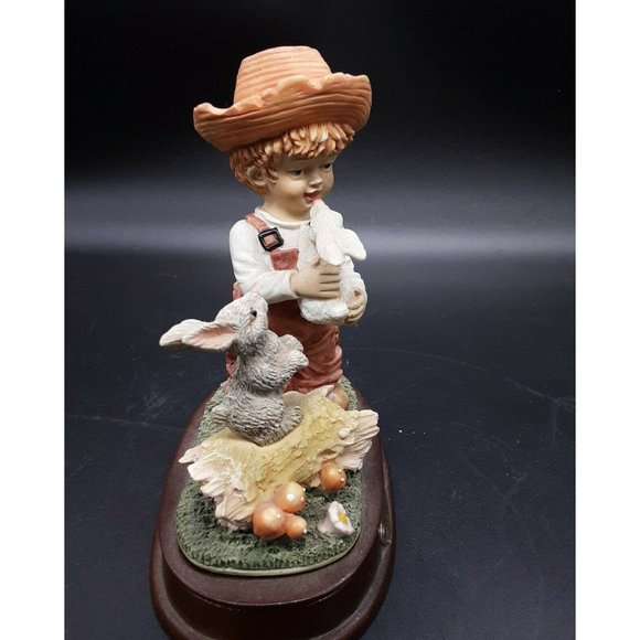 Vintage Da VINCI COLLECTION figurine 5.5" Farm Boy W Rabbits Excellent Condition - Picture 7 of 11